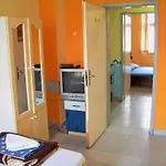 ホステル ヨーホー