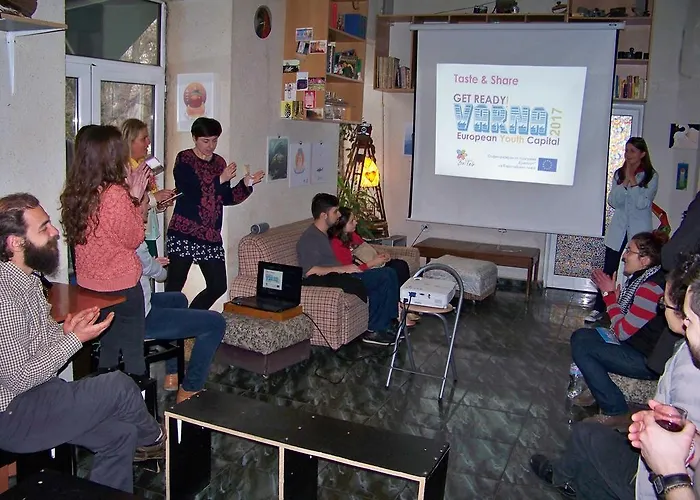 Yo Ho Vandrarhem Varna